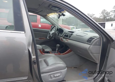 2004 Toyota Camry Xle from USA, damaged, VIN 4T1BE32K34U824482